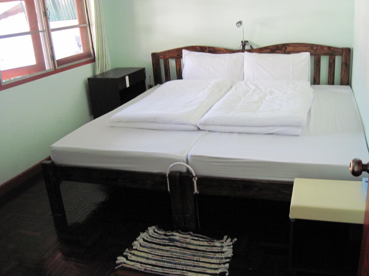Sakura House Hostel Chiang Mai Bagian luar foto
